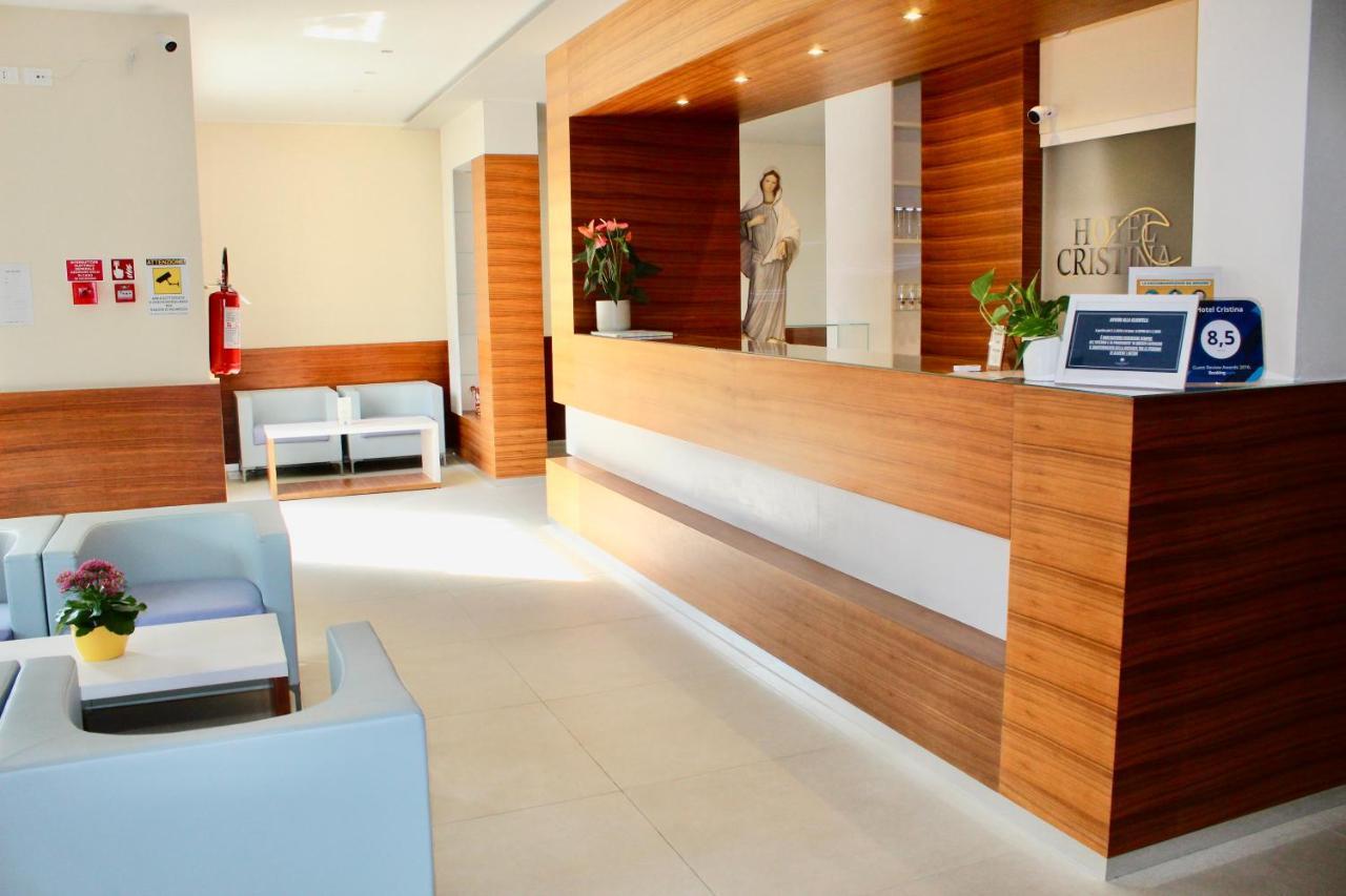 Cristina Hotel