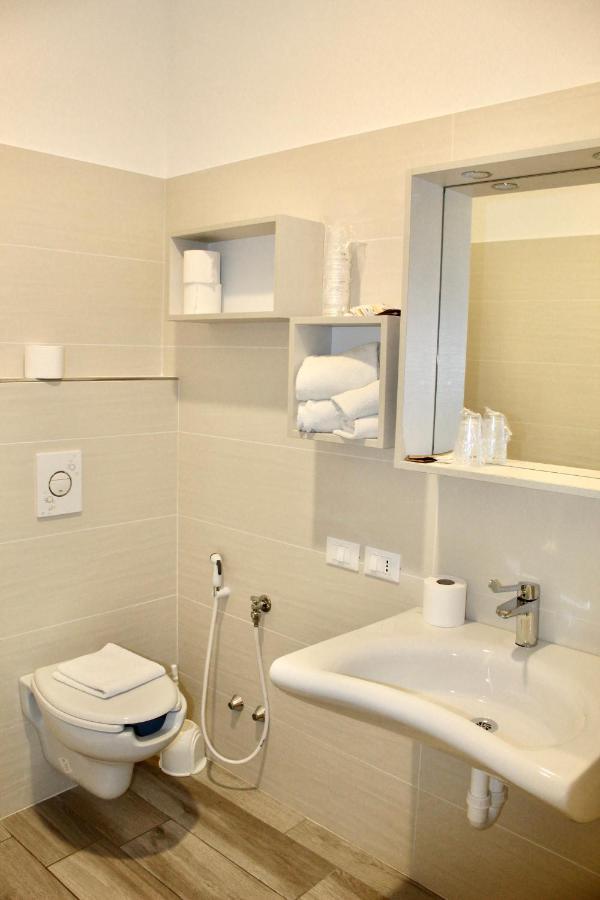 Hotel Cristina 3*