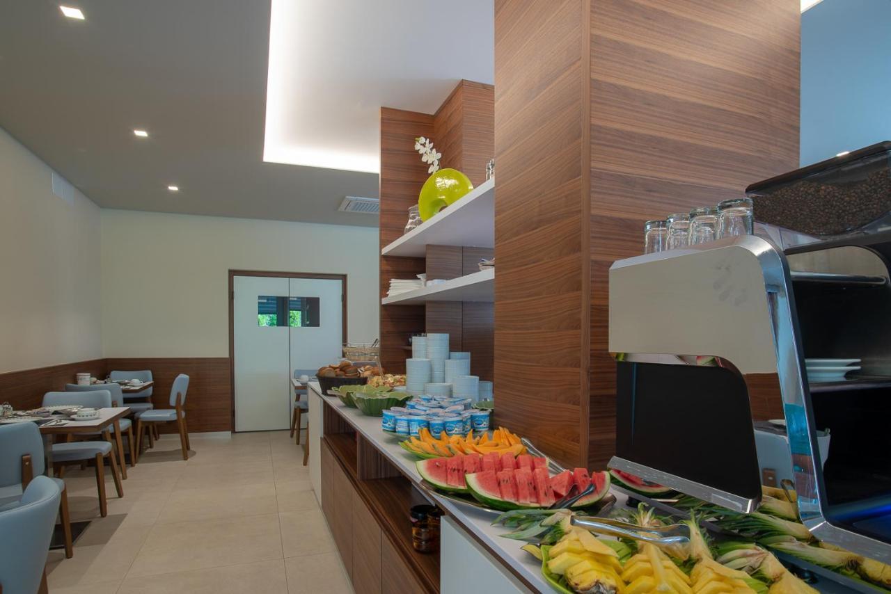 Cristina Hotel 3*